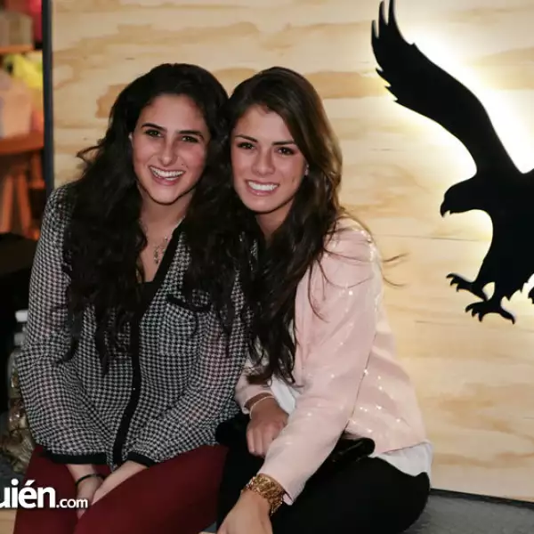 Ximena Vázquez y Paulina Peña