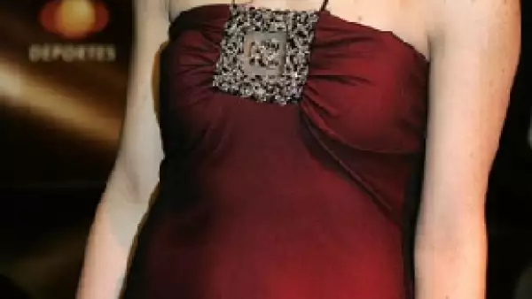 Además de la actriz, famosos como Regina Orozco, Paty Cantú, Roxana Chávez y Raquel Garza se suman a favor de Baja California, tras el sismo de 7.2 grados en escala de Richter del 4 de abril.