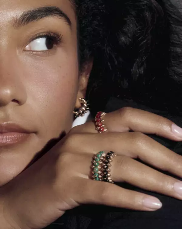 OLVIA DEAN EN LA CAMPAÑA CLASH DE CARTIER.jpg