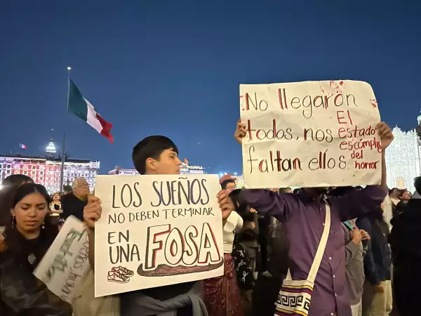 Vigilia Nacional por Jalisco en el Zócalo de la Ciudad de México