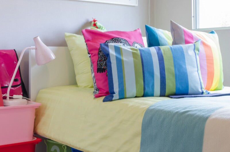 Llénala de buenas vibras con estampados y color