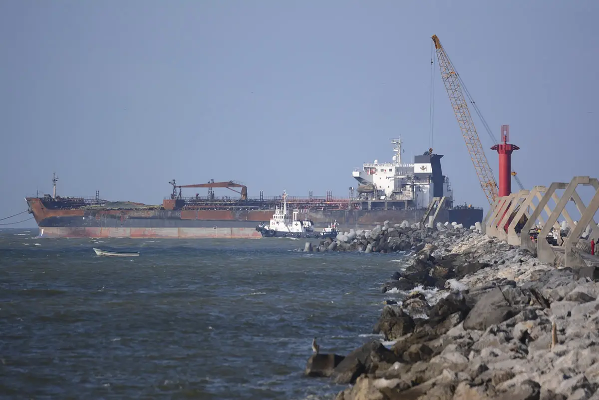 Infraestructura - puertos - barco