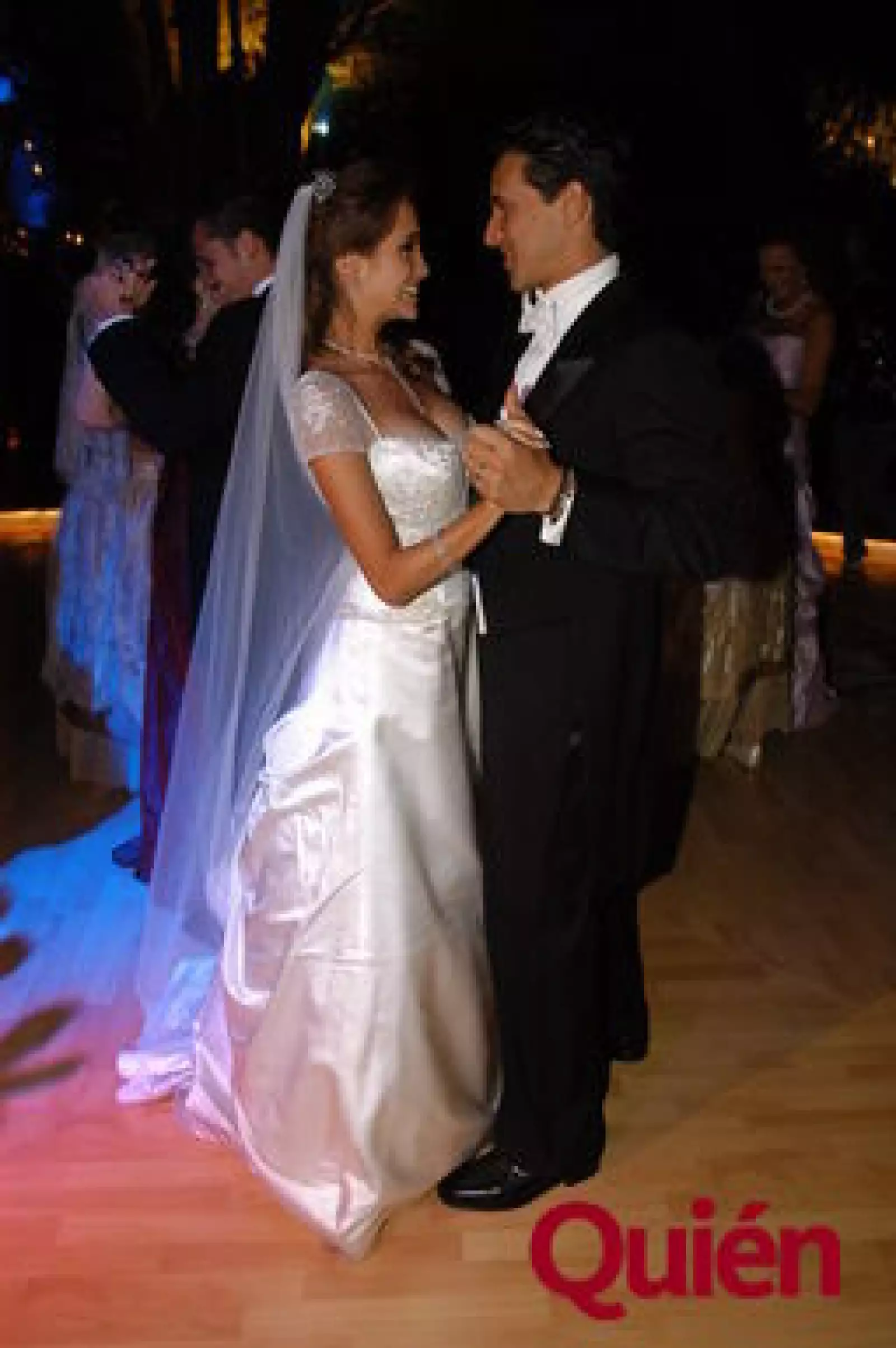 Olivia Peralta, Antonio Hidalgo