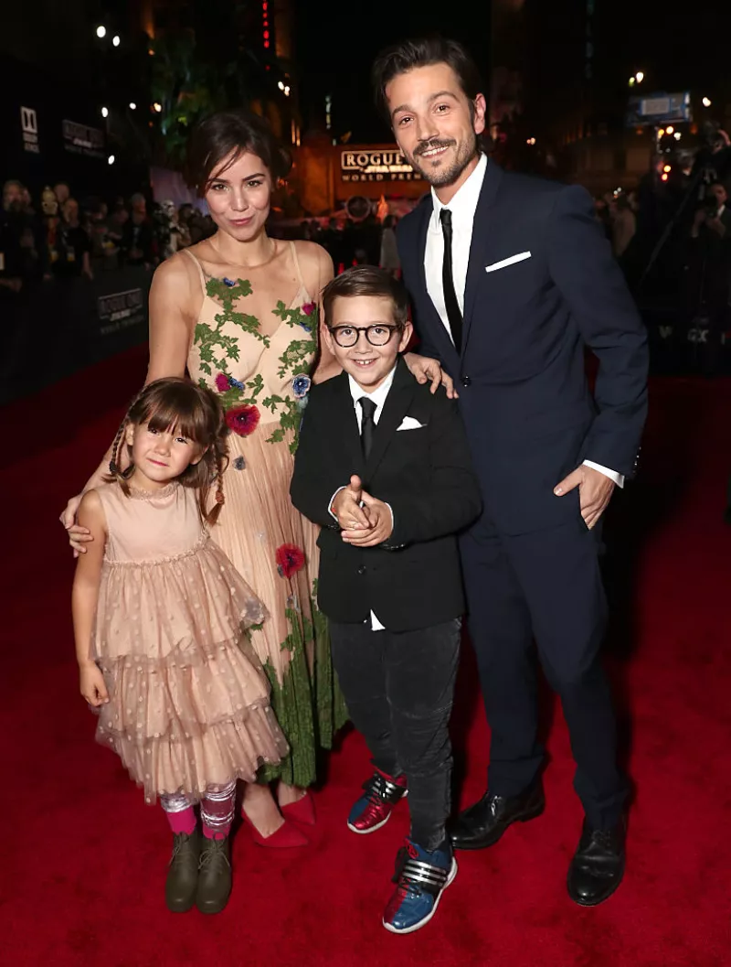 Premiere Of Walt Disney Pictures And Lucasfilm's "Rogue One: A Star Wars Story" - Red Carpet
