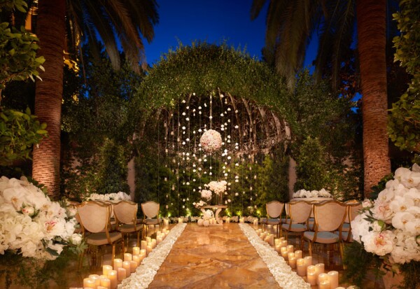 Foto2_Weddings-Primrose Courtyard NIGHT V2-Barbara Kraft_09-19_wing