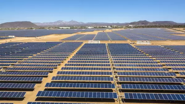 Energías solares representan tres cuartas partes de lo ofertado en la primera subasta eléctrica.