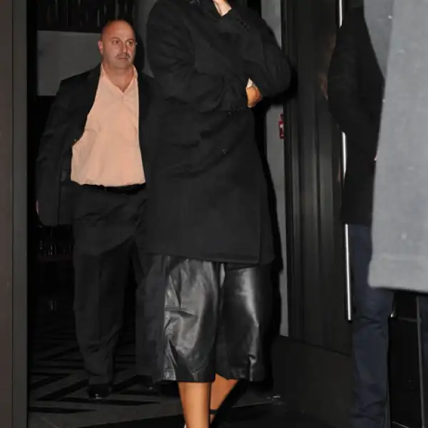 Para su tour 777 y sus últimas apariciones públicas Rihanna apostó por zapatos Manolo Blahnik.