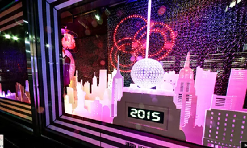 Cada diciembre, las grandes tiendas diseñan diferentes escaparates para festejar Navidad y Año Nuevo. (Foto: tomada de Google Maps)