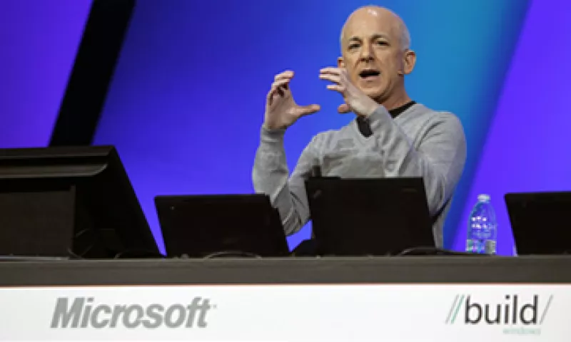 El tuit que causó la pelea entre Microsoft y Apple decía: 