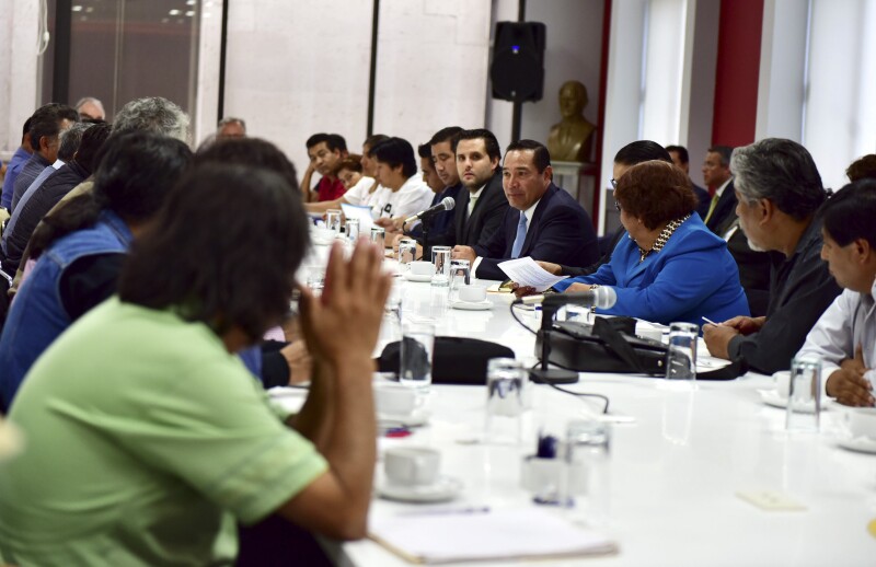 En medio de protestas por la reforma educativa, Mexicanos Primero ganó un amparo para invalidar negociaciones pasadas.