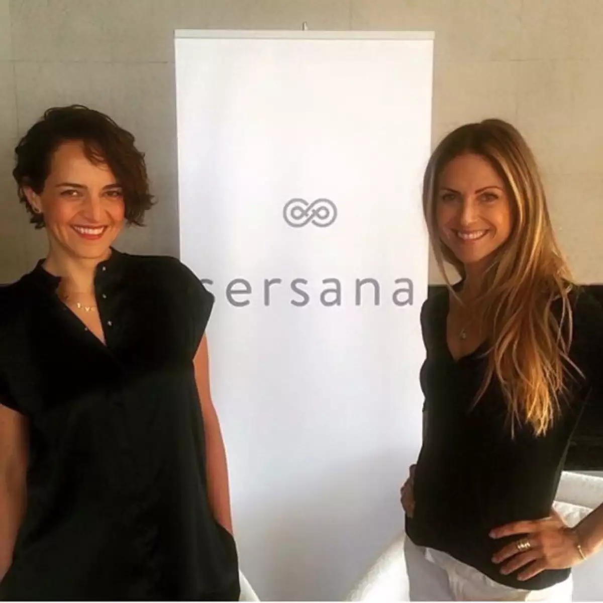 Ana Jimena Ramírez nos explica su nuevo proyecto: la plataforma de wellnes Sersana, que surgió de un sueño compartido con Lety Román.