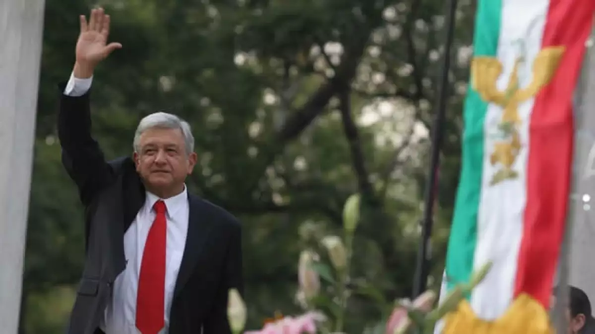 Andres Manuel Lopez Obrador hemiciclo Juarez