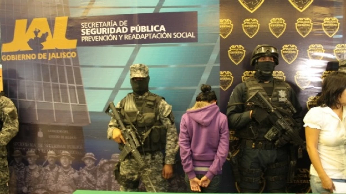 menor ligada a los zetas como halcón