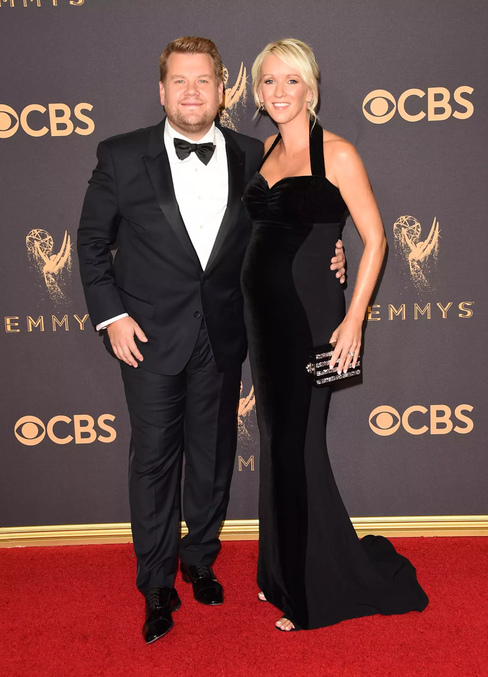 James Corden y Julia Carey