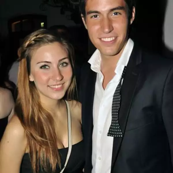 Presentación de la serie MORIR EN MARTES