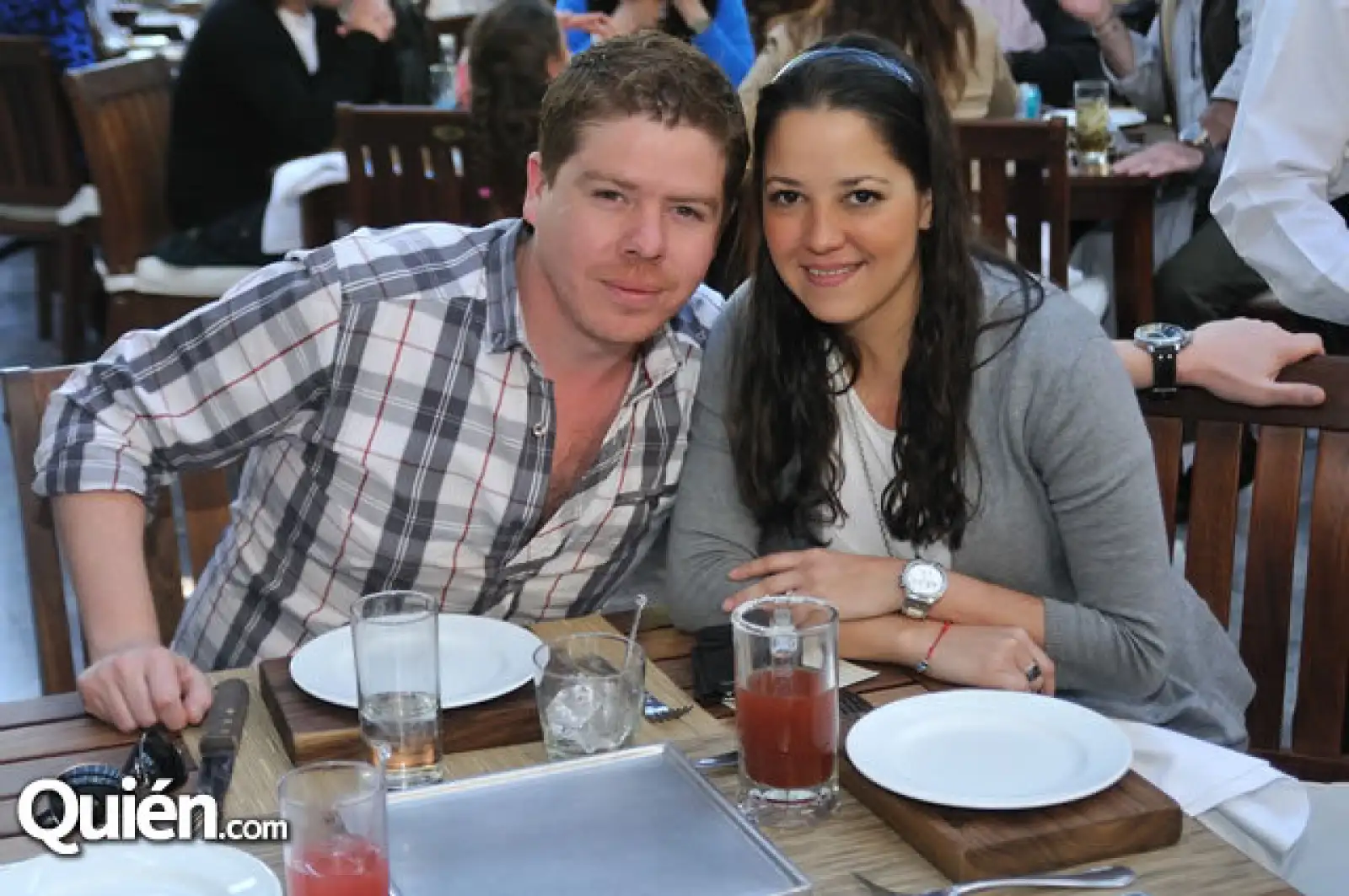 Ricardo Maqueo,Raquel Baquedano