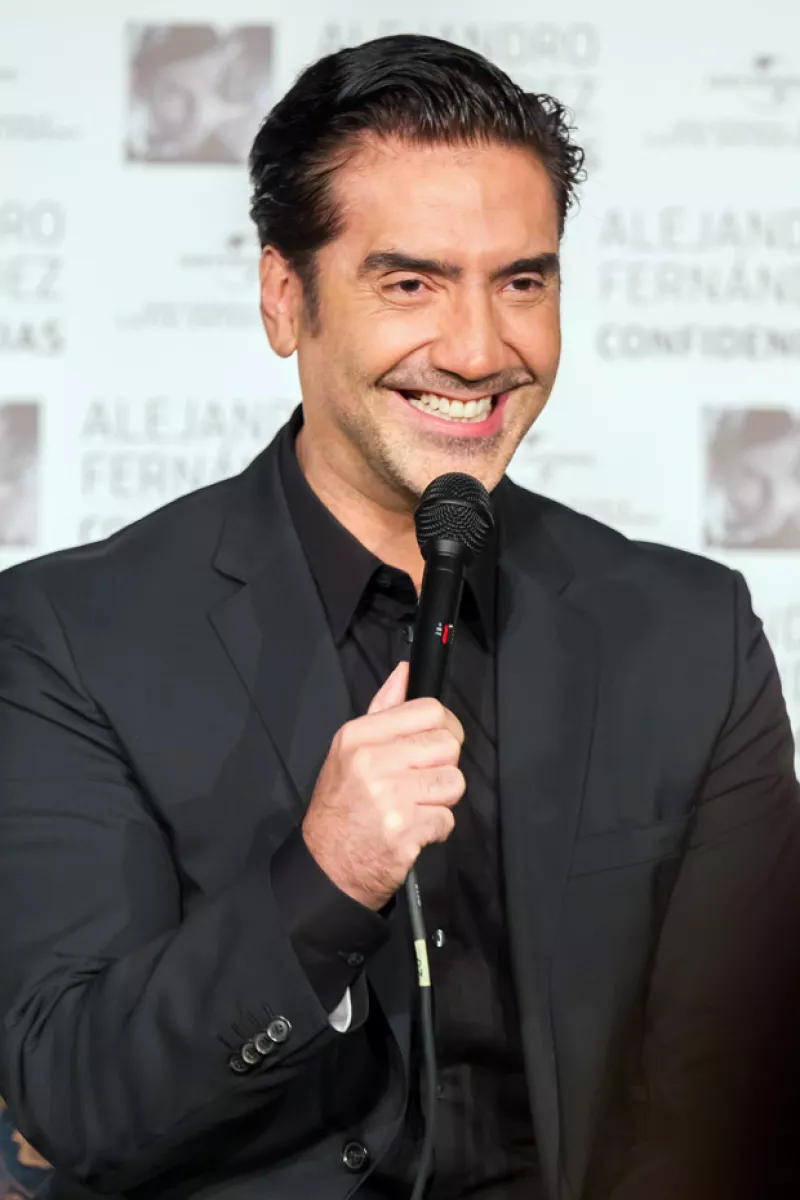 El cantante lanza hoy su nuevo álbum, el cual incluye el concierto que ofreció en el Teatro Real de Madrid, en julio pasado.