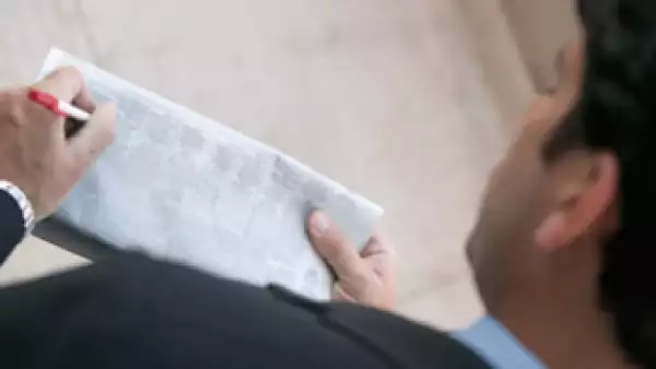 Si tu carrera ya llegó a un tope en tu actual empleo, es hora de buscar nuevos retos. (Foto: Jupiter Images)