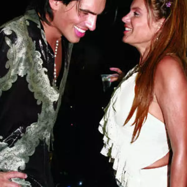 Santiago Fernández,  Tita Bravo