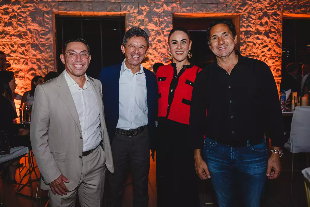 Tonatiuh Bravo Salgado, Carlos Sáenz Castillo, Lorena Riesco Díaz y Emilio Blanco del Villar