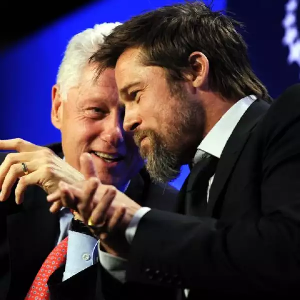 Las viviendas con las que el actor estadounidense Brad Pitt reconstruye una zona de Nueva Orleans fueron distinguidas hoy en la reunión que la Iniciativa Global Clinton celebra en Nueva York.