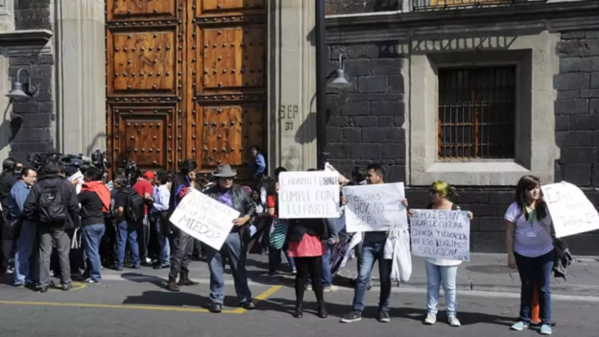 estudiantes, ipn, poli, sep