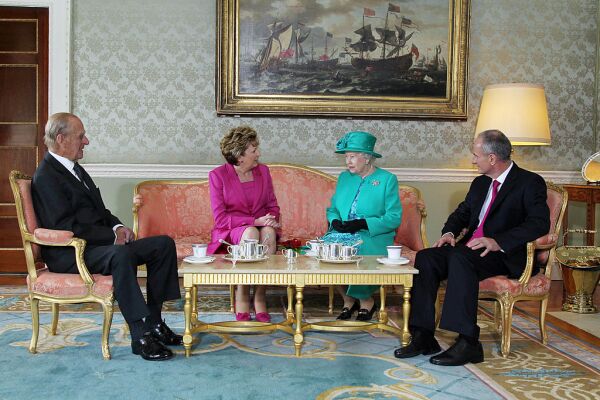 Reina Isabel II