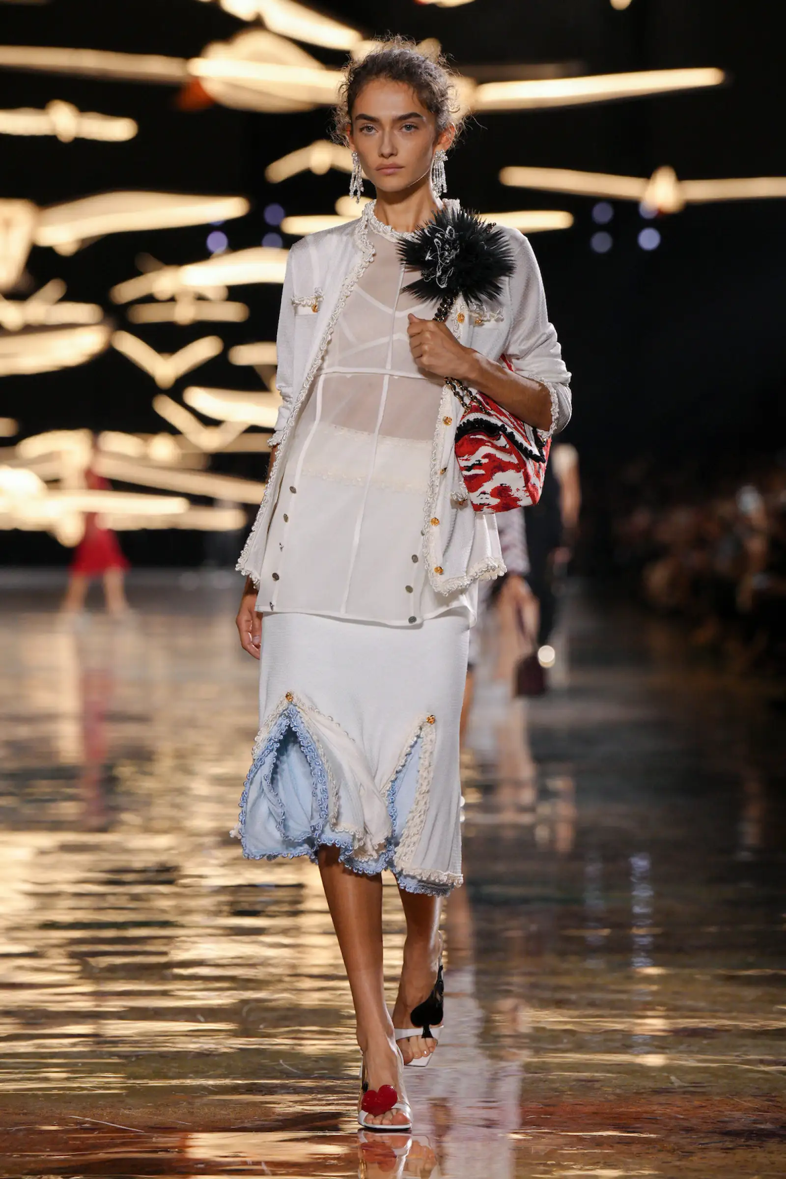 Chanel S27 023.jpg