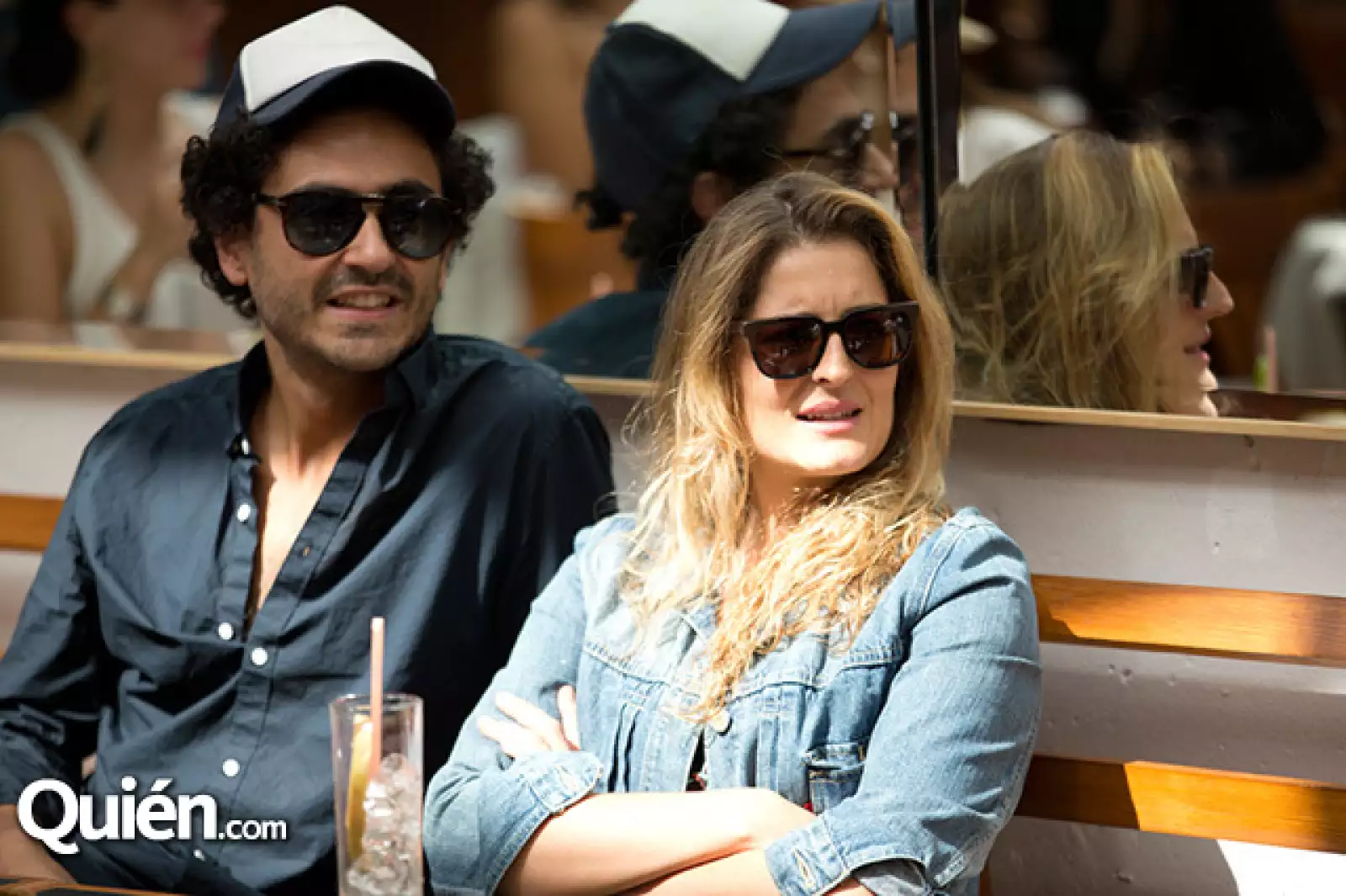 Juan Guillermo Escobar y Deborah Vértiz