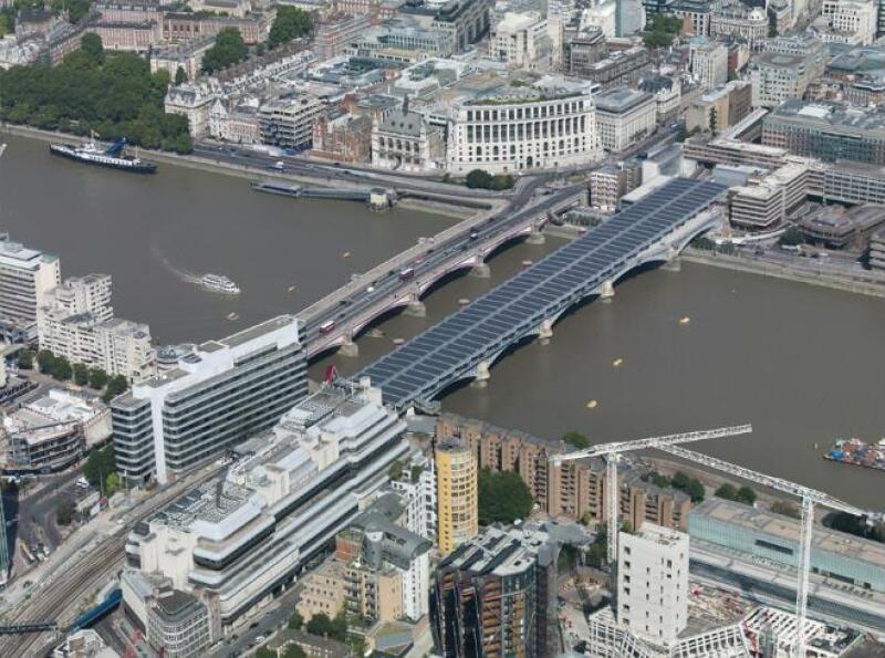 Puente solar m�s grande