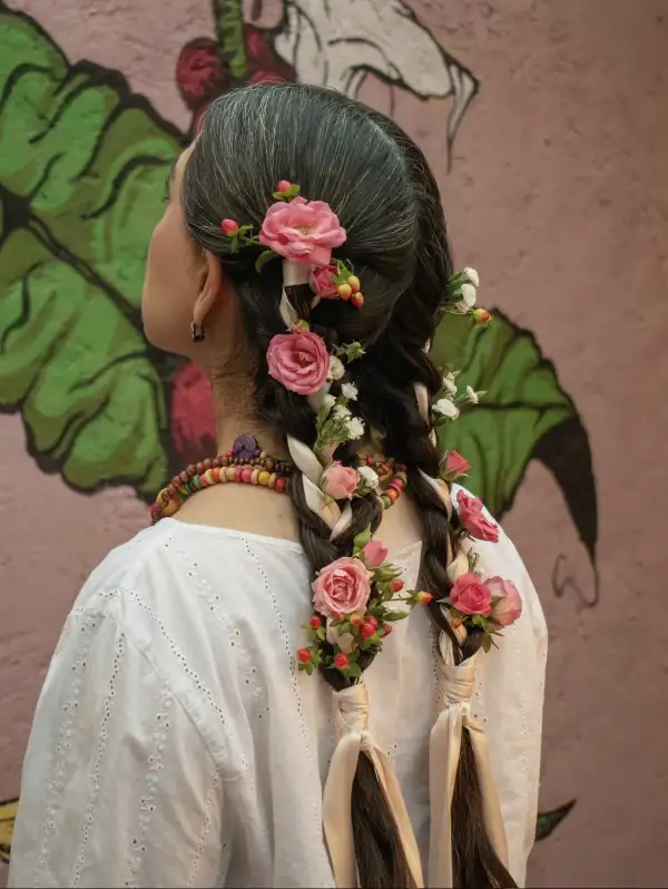 peinado flores.jpg