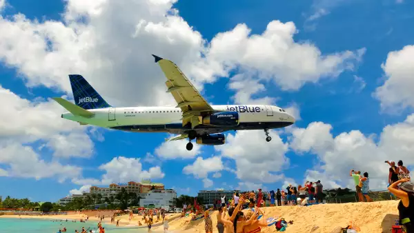 Princess Juliana International Airport