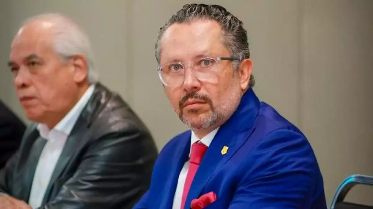Edgar Garza Ancira-Que-siga-la-democracia