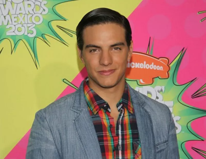 El camino al estrellato no siempre fue fácil para todos, las personalidades nos comparten sus primeras experiencias laborales.