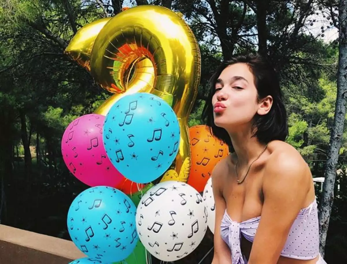 Dua Lipa