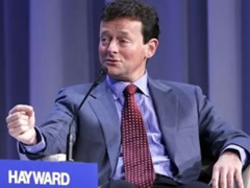 Tony Hayward, director ejecutivo de BP, abogó por un alza en los petroprecios. (Foto: AP)