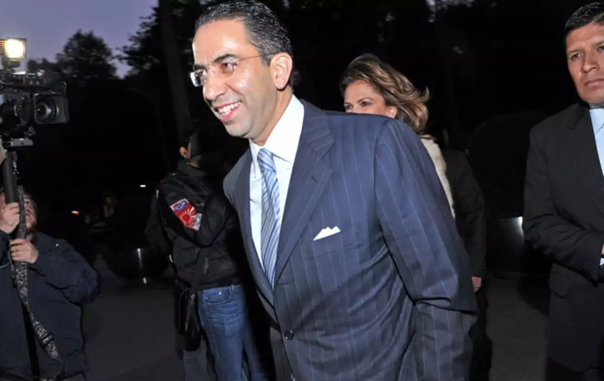 El Secretario del Trabajo, Javier Lozano, les deseó lo mejor a los esposos.