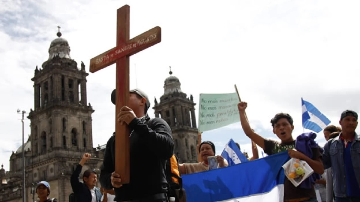 caravana paso a paso hacia la paz migrantes
