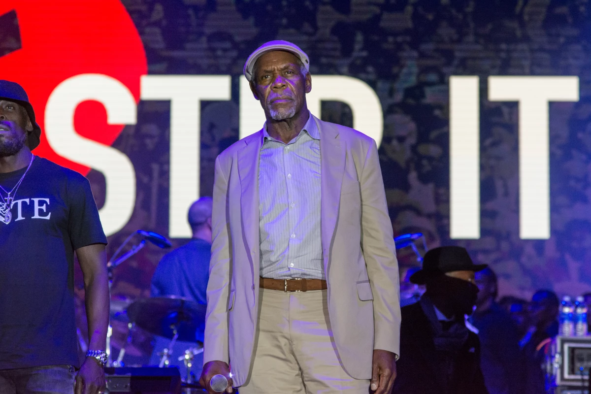 Danny Glover
