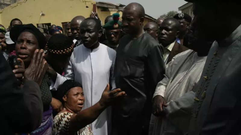 presidente visita a familiares de victimas de ataque