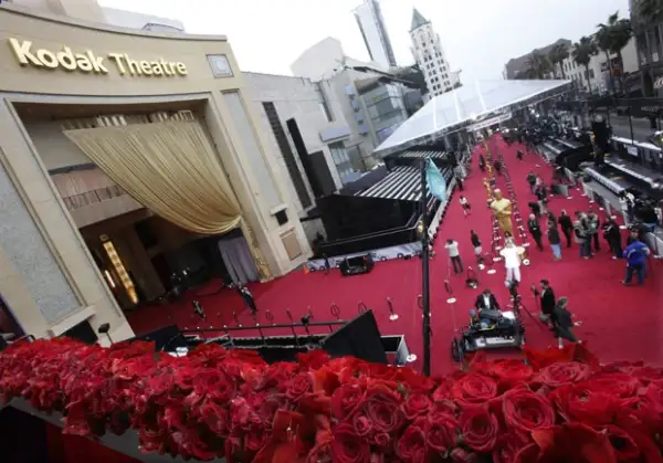 El Teatro Kodak luce hermoso a unas horas de que se realicen los Oscar.
