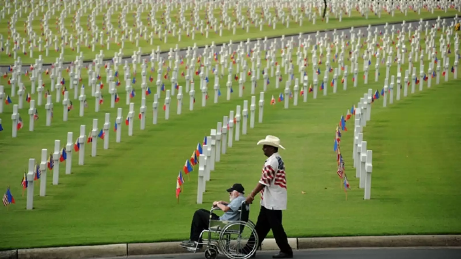 VETERANOS, EU, MEMORIAL DAY