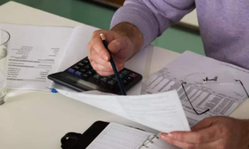Se aplicará una tasa de 30% de Impuesto Sobre la Renta para las personas físicas con ingresos anuales de hasta 750,000 pesos. (Foto: Thinkstock)