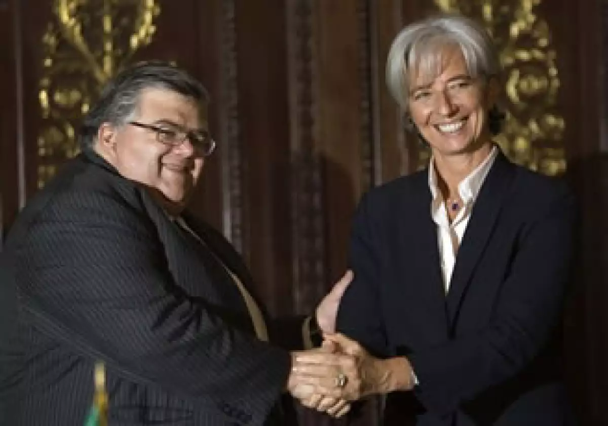 Geithner agregó que EU ayudará a decidir al nuevo jefe del FMI. (Foto: AP)
