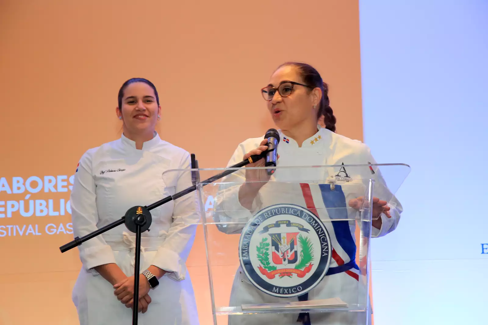 Patricia Clavijo y Ana Lebrón 