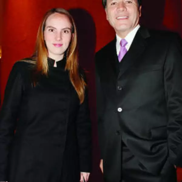 Gabriela Cuevas, Carlos Fernández