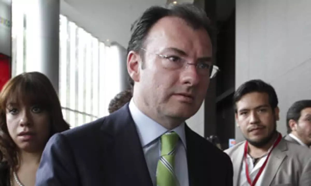 México ya cerró la adquisición de coberturas petroleras para 2014, aunque a un precio de 81 dólares, dijo Videgaray. (Foto: Cuartoscuro)