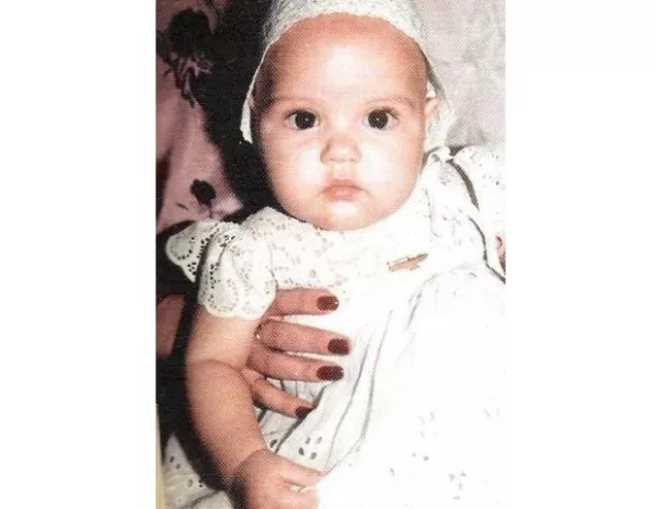 La cantante y actriz se encuentra actualmente viviendo en Nueva York, pero nos hizo un espacio para platicarnos cómo fue su infancia y como llegó a ser la persona que es hoy.