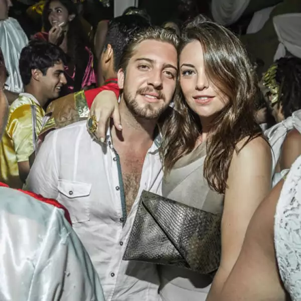 Miguel Pérez­ Gallego,Regina Álvarez