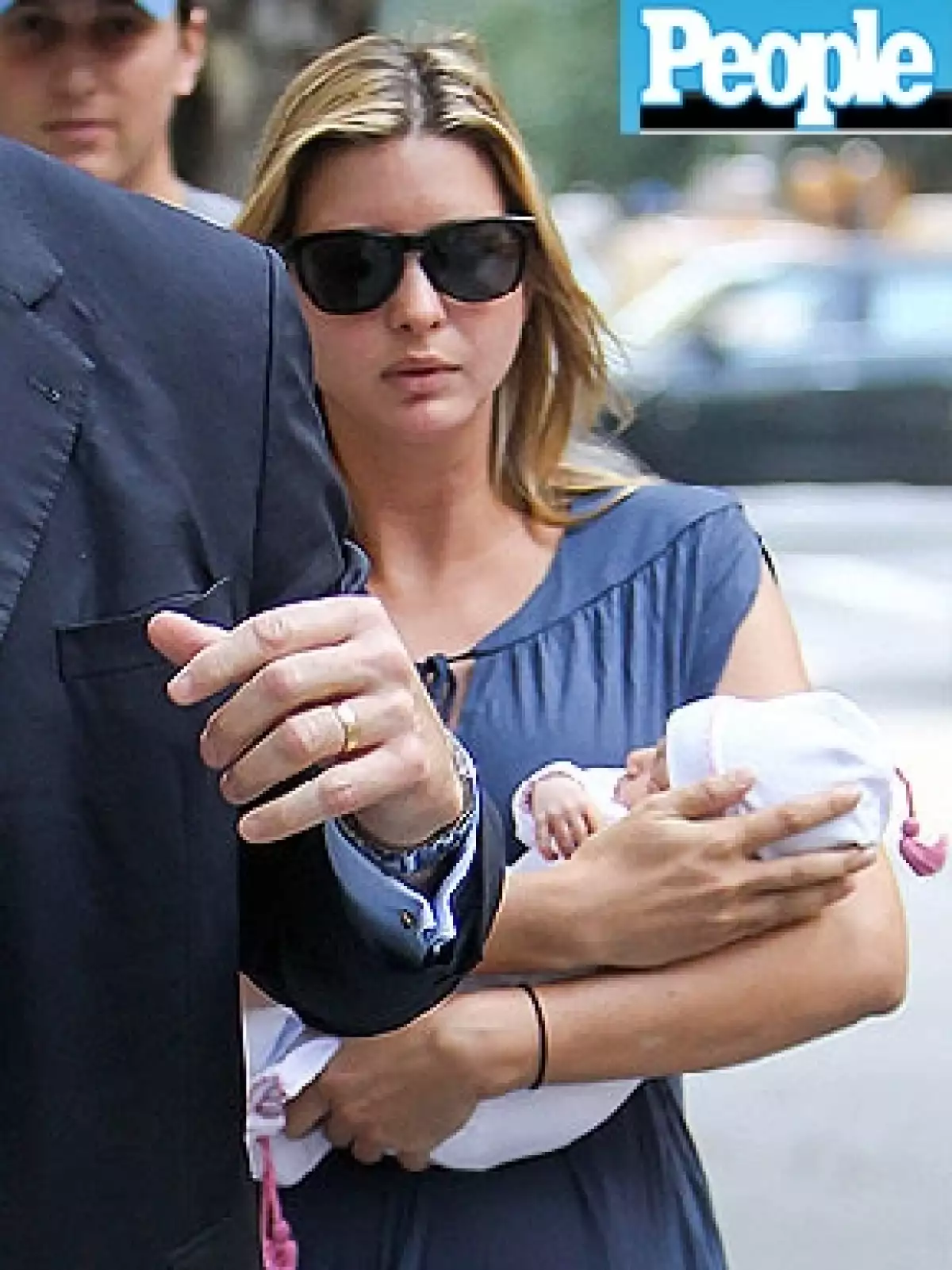 Arabella Rose, nombre que llevará la pequeña, ya está en casa al lado de su familia, pues la hija de Donald Trump salió del hospital donde dio a luz a su primer bebé.